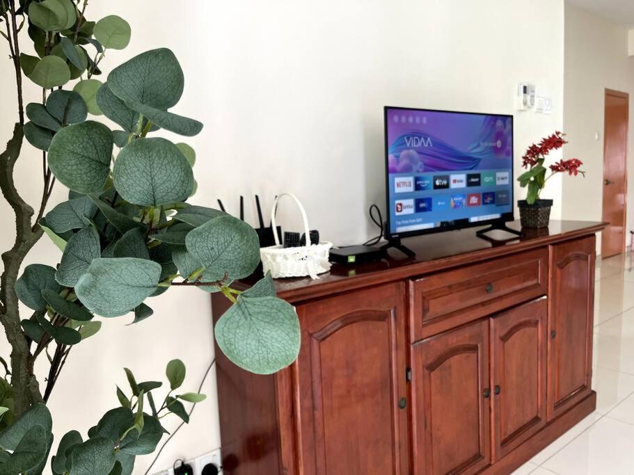 Homestay Ttdi Adina 710 Shah Alam,Sek 13,Msu,3Bedroooms Zewnętrze zdjęcie