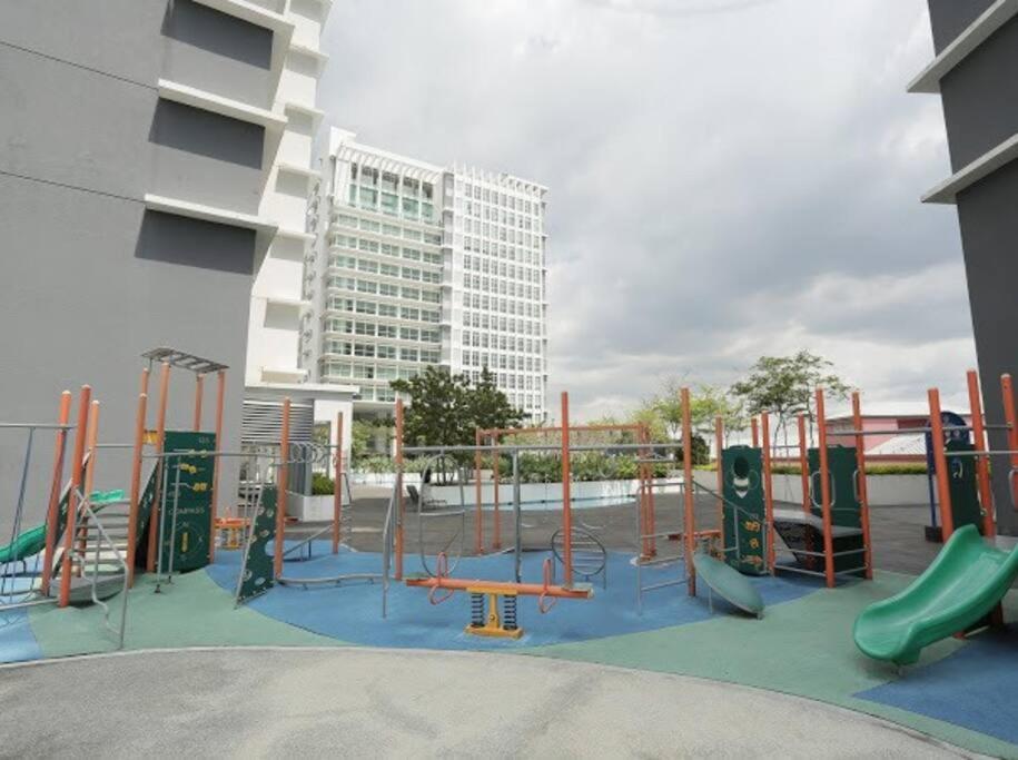 Homestay Ttdi Adina 710 Shah Alam,Sek 13,Msu,3Bedroooms Zewnętrze zdjęcie