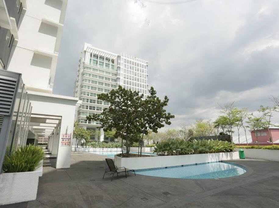 Homestay Ttdi Adina 710 Shah Alam,Sek 13,Msu,3Bedroooms Zewnętrze zdjęcie